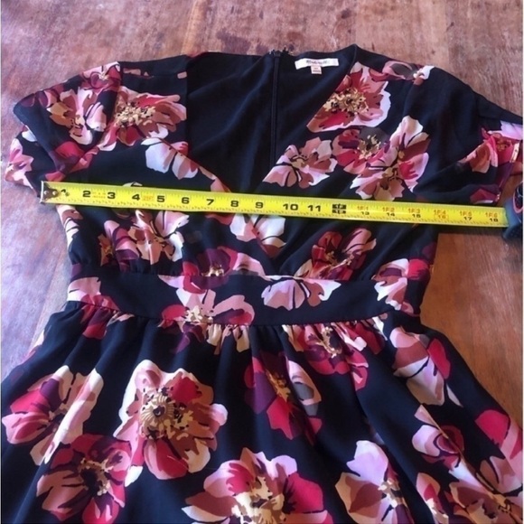 Madewell Dress Tulip Sleeve Mini Dress in French Rose - Picture 10 of 10